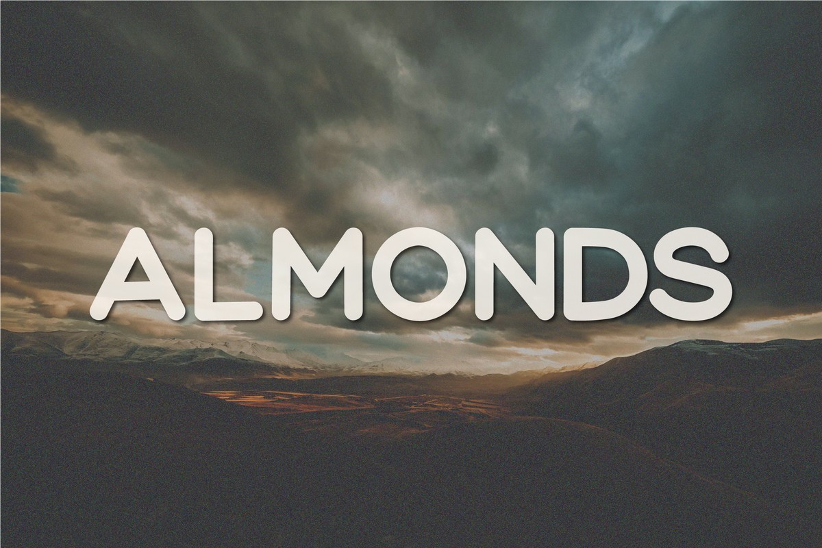 Almonds Font